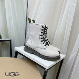 Picture of UGG Shoes Women _SKUfw106407640fw
